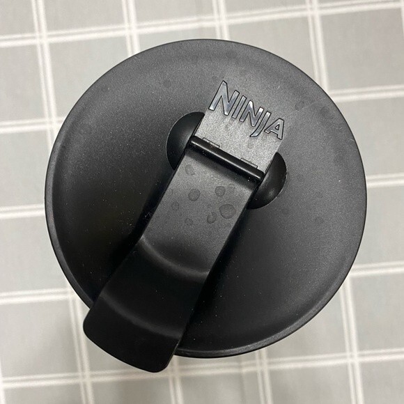 Nutri Ninja 24oz Tristan Cup with Sip & Seal Lid Replacement Cup - Picture 2 of 5